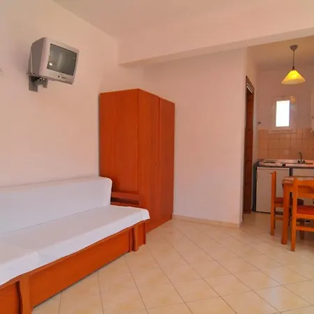 Room In Studio - Hotel Georgia - Furnished Room Near Golden Beach In Thassos Island 克里斯阿穆迪亚