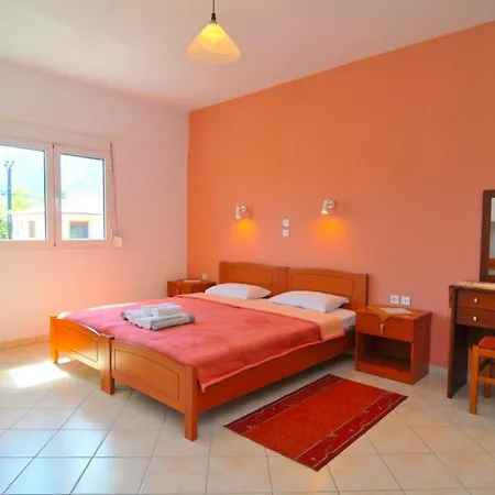 招待所 Room In Studio - Hotel Georgia - Furnished Room Near Golden Beach In Thassos Island 克里斯阿穆迪亚
